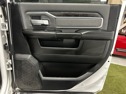 Used 2019 RAM 3500 Big Horn AWD/4WD image 22