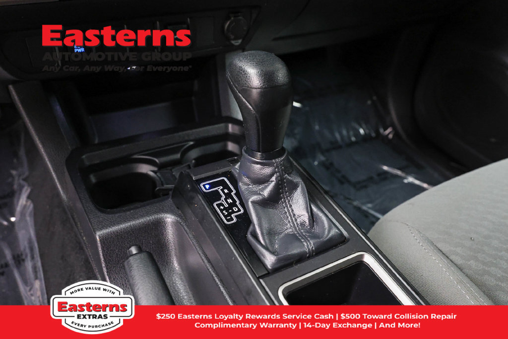 Used 2023 Toyota Tacoma SR AWD/4WD image 12