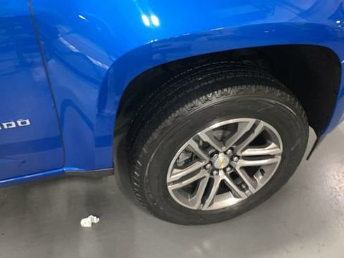 Used 2022 Chevrolet Colorado W/T w/ Custom Special Edition image 22