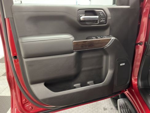 Used 2019 GMC Sierra 1500 SLT w/ SLT Premium Plus Package AWD/4WD image 11