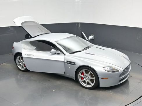 Used 2007 Aston Martin V8 Vantage Coupe image 19