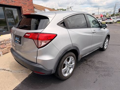 Used 2016 Honda HR-V EX image 7