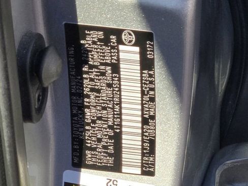 Used 2024 Toyota Camry SE image 18