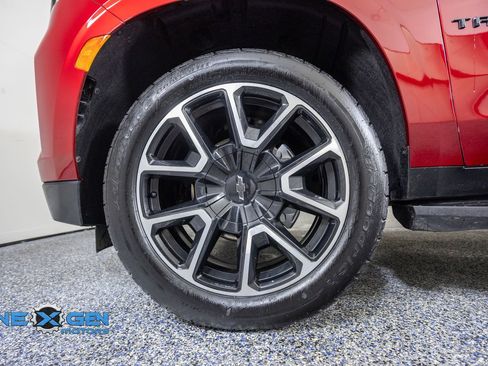 Used 2022 Chevrolet Tahoe RST w/ Luxury Package AWD/4WD image 49