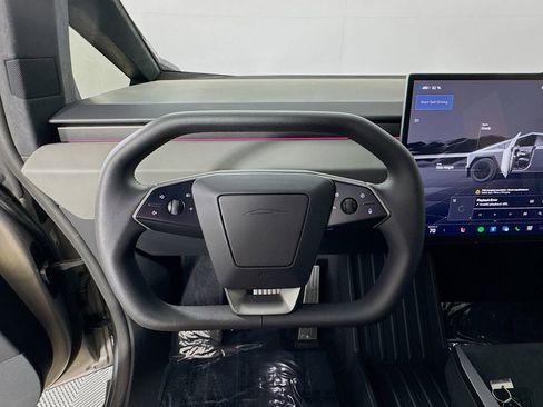 Used 2024 Tesla Cybertruck AWD Crew Cab image 13