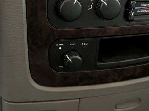 Used 2003 Dodge Ram 2500 Truck SLT image 27