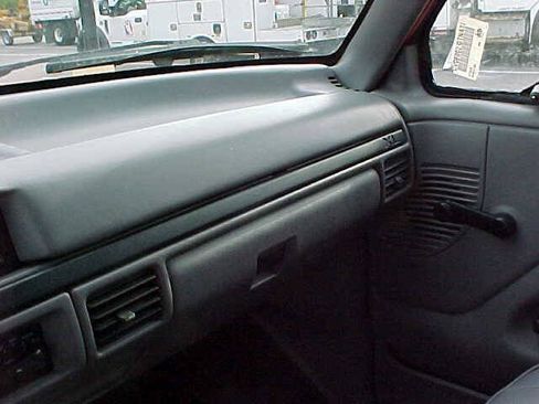 Used 1997 Ford F350 2WD Regular Cab image 16