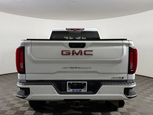 Used 2022 GMC Sierra 2500 AT4 w/ AT4 Premium Plus Package AWD/4WD image 7