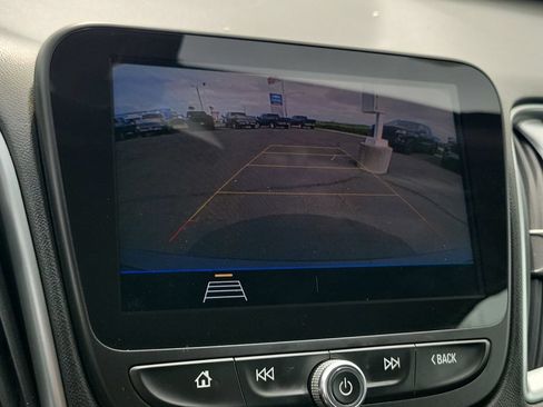 Used 2019 Chevrolet Malibu LS FWD image 14