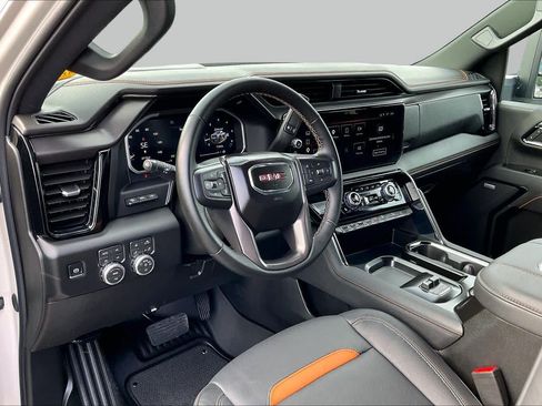 Used 2026 GMC Sierra 2500 AT4 w/ AT4 Premium Plus Package AWD/4WD image 16