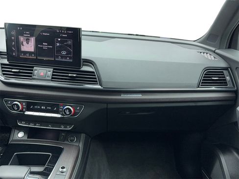 Used 2022 Audi Q5 2.0T Premium Plus w/ Premium Plus Package image 19