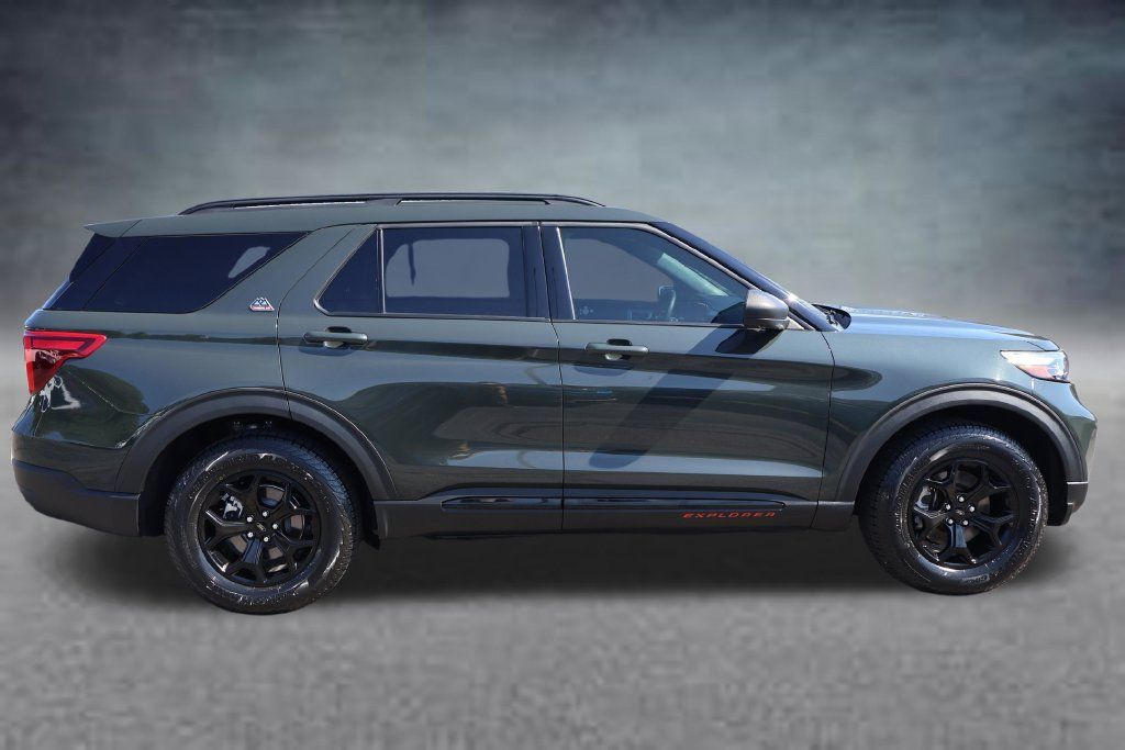Used 2021 Ford Explorer Timberline AWD/4WD image 2