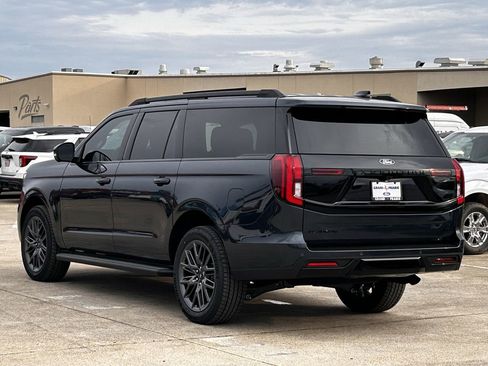 New 2026 Ford Expedition Max Platinum w/ Stealth Appearance Package image 31