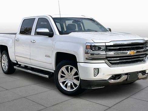 Used 2018 Chevrolet Silverado 1500 High Country image 2