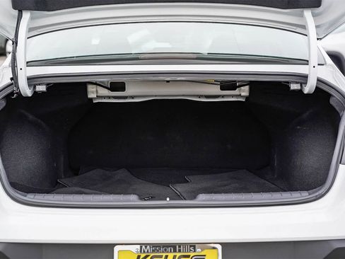 Certified 2025 Hyundai Elantra SE image 25