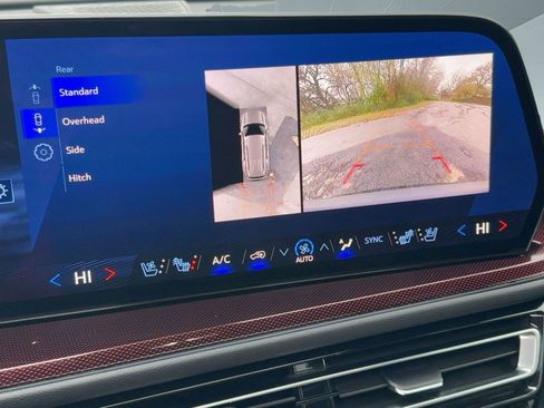 Used 2024 Chevrolet Traverse RS w/ LPO, Floor Liner Package image 22