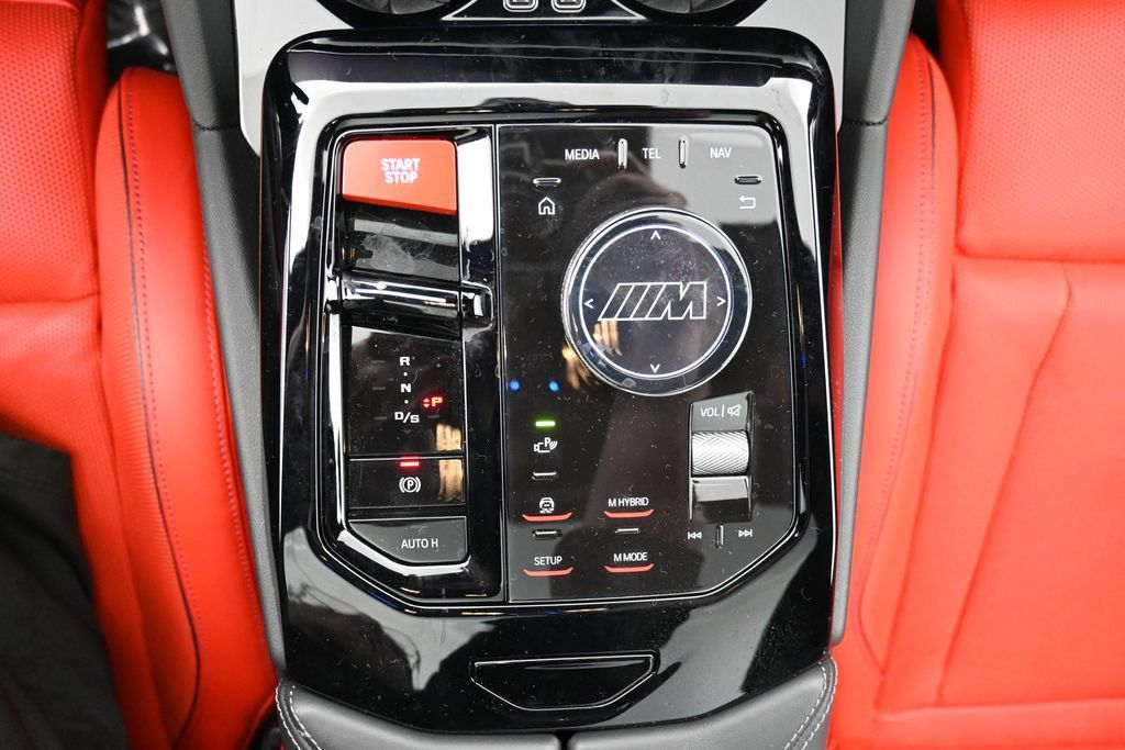 Used 2025 BMW M5 Touring w/ M Driver's Package AWD/4WD image 19