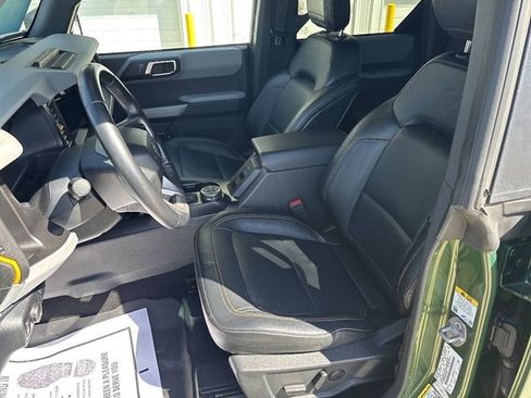 Used 2022 Ford Bronco Badlands AWD/4WD image 9