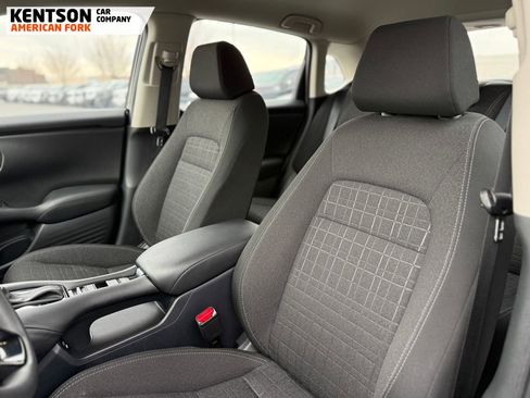 Used 2025 Honda HR-V LX image 34