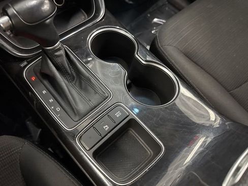 Used 2015 Kia Sorento LX image 42