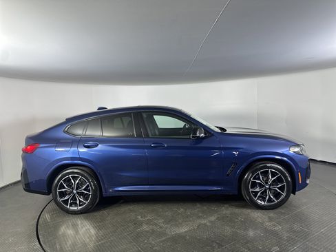 Certified 2025 BMW X4 M40i w/ Premium Package image 5