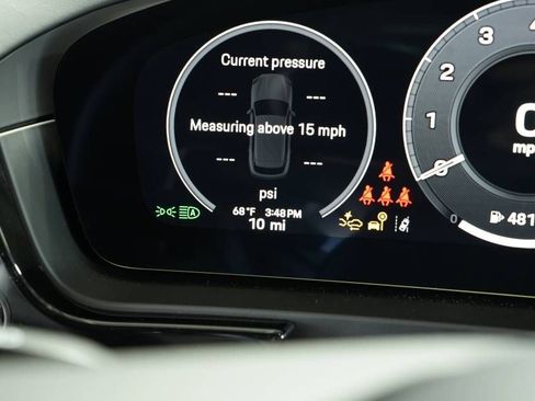 Certified 2025 Porsche Cayenne AWD/4WD image 15