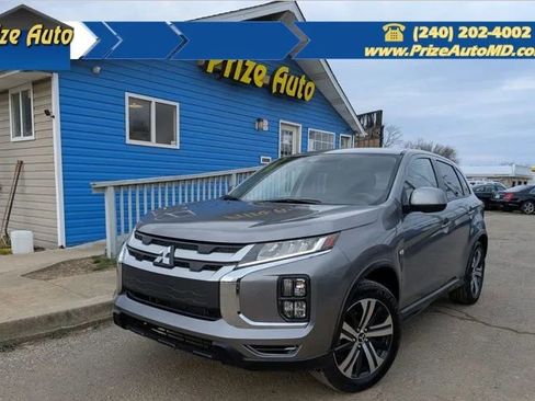 Used 2024 Mitsubishi Outlander Sport ES image 1