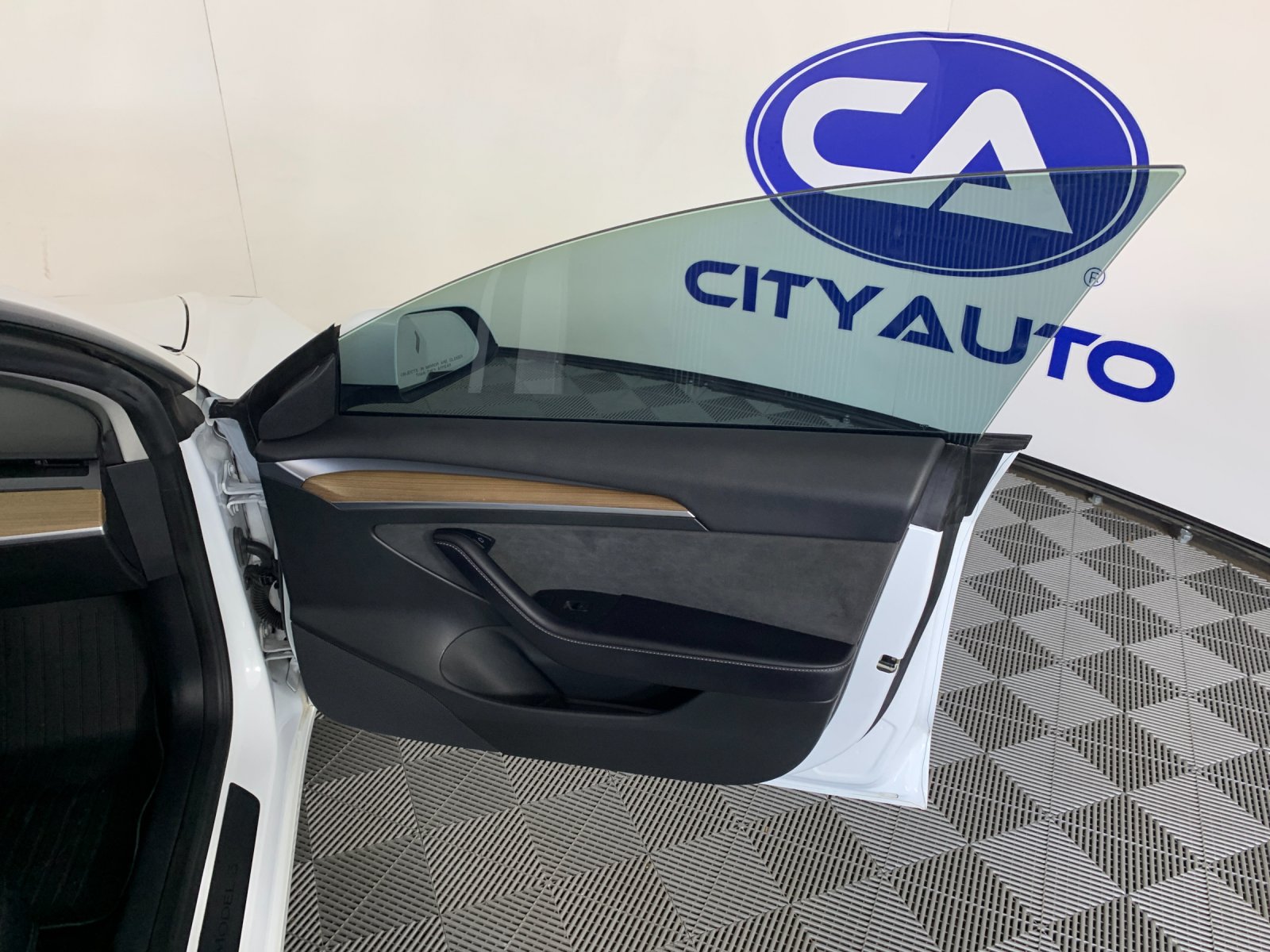 Used 2022 Tesla Model 3 Long Range AWD/4WD image 33