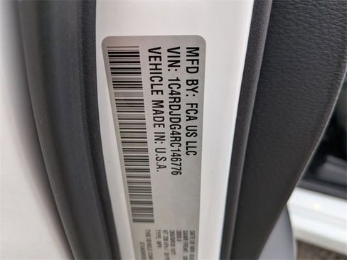 Certified 2024 Dodge Durango GT image 31