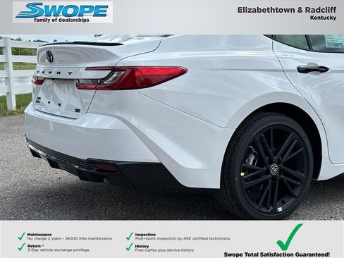 New 2026 Toyota Camry Hybrid AWD/4WD image 10