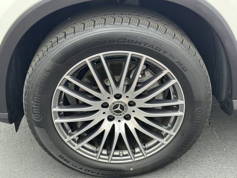 Used 2025 Mercedes-Benz GLC 300 image 15