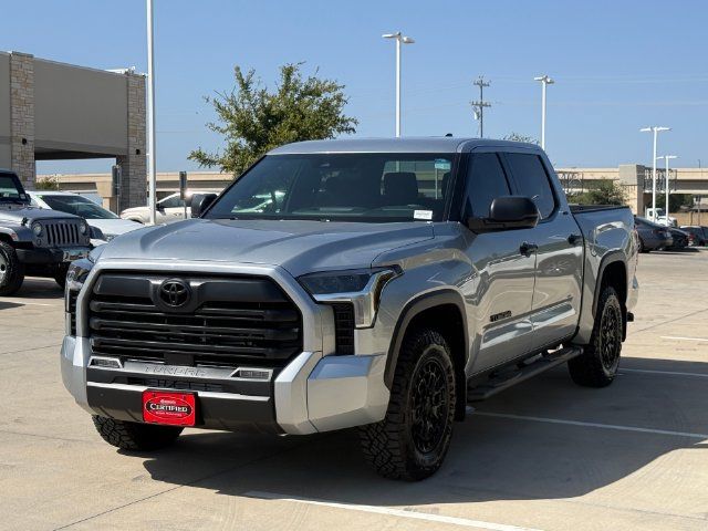 Used 2026 Toyota Tundra SR5 AWD/4WD image 9