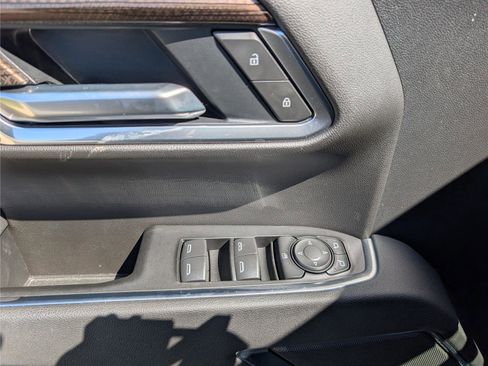 Used 2026 Chevrolet Silverado 1500 LT image 19