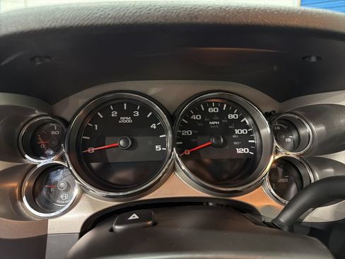 Used 2013 Chevrolet Silverado 2500 LT w/ Interior Plus Package AWD/4WD image 17