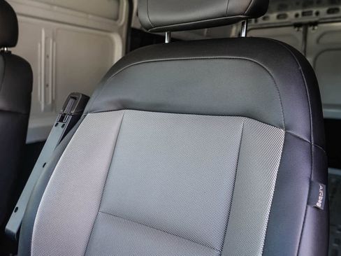 Used 2025 RAM ProMaster 2500 w/ Convenience Group FWD image 22