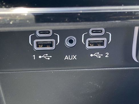 New 2025 Jeep Grand Cherokee Laredo X image 5