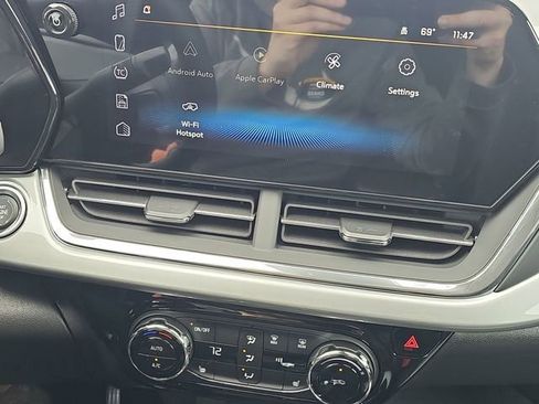 New 2026 Chevrolet Trax LT w/ Midnight Edition image 14