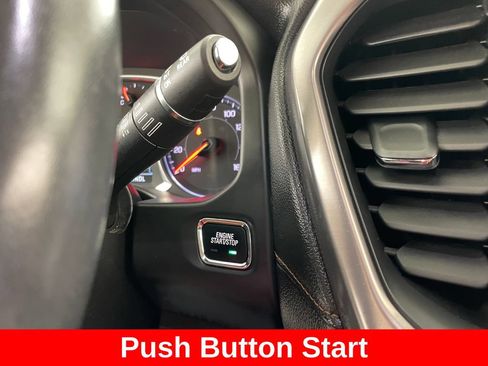 Used 2019 GMC Acadia SLT AWD/4WD image 6