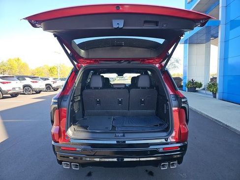 New 2026 Chevrolet Traverse RS w/ LPO, Floor Liner Package image 10