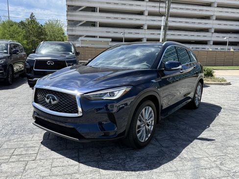 Certified 2025 INFINITI QX50 Luxe image 3