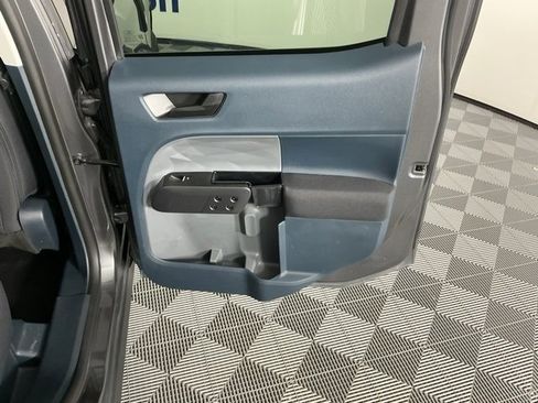 Used 2023 Ford Maverick XL image 12