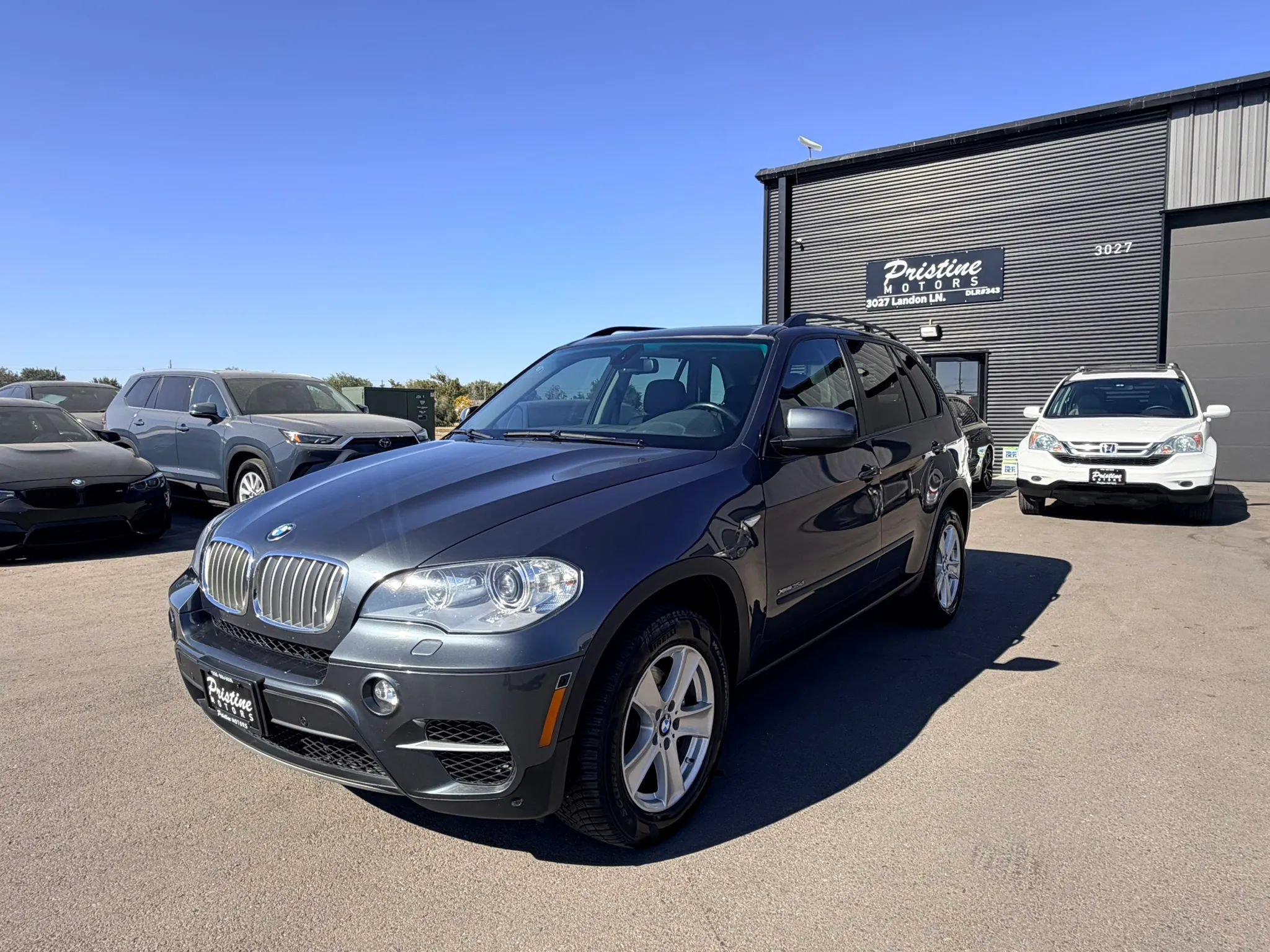 Used 2011 BMW X5 xDrive35d AWD/4WD image 1