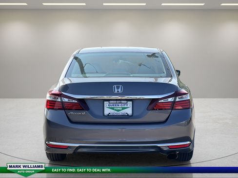 Used 2016 Honda Accord LX image 8