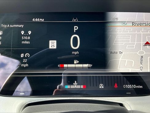 Used 2025 Land Rover Range Rover Sport AWD/4WD image 20
