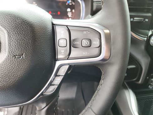 Used 2025 RAM 3500 Laramie image 30