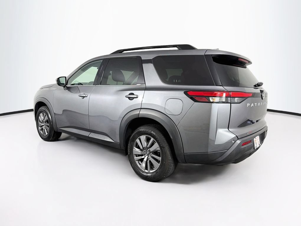 Used 2025 Nissan Pathfinder SV FWD image 7