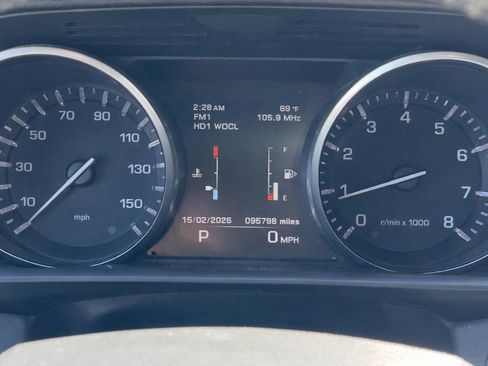Used 2014 Land Rover Range Rover Sport SE AWD/4WD image 16