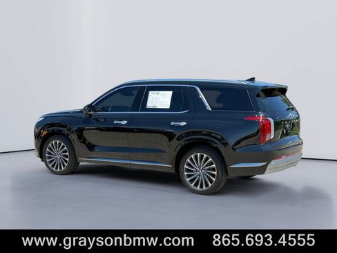 Used 2024 Hyundai Palisade Calligraphy FWD image 5