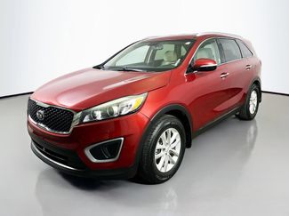 Used 2017 Kia Sorento LX video 3