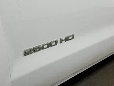 Used 2018 Chevrolet Silverado 2500 W/T w/ Snow Plow Prep Package AWD/4WD image 30